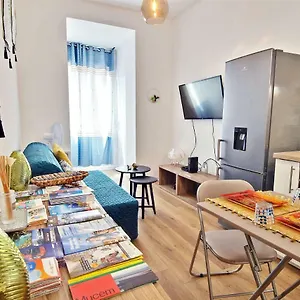 Beautiful Flat In Vieux Port Marseilles